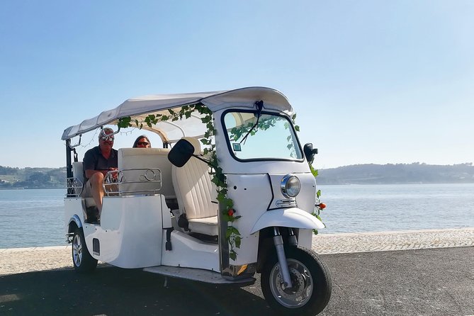 Tuk Tuk Lisbon Guided tour! 100% PRIVATE & PERSONALIZED - Chiado’s fado mood and 18th-century architecture
