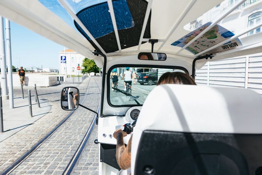 Vadio: Lisbon Old Town Private Tuk Tuk Tour - Monastery of São Vicente de Fora: a quiet stop with a big sense of place
