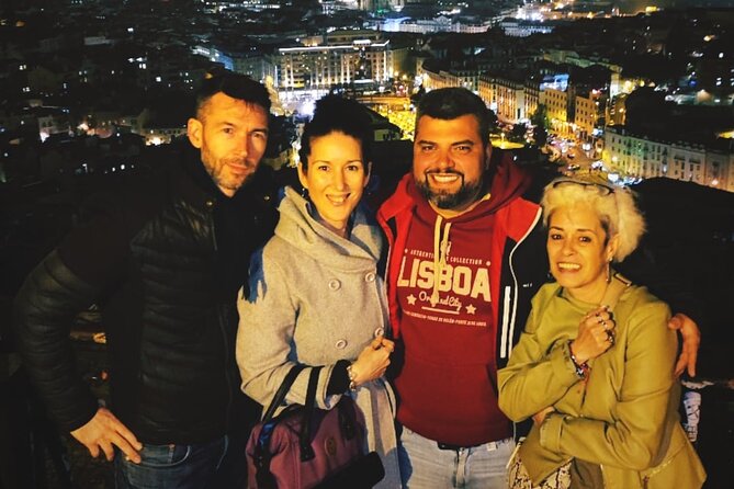 You are exclusive! Discover Lisbon in a different way! - Chiado and Bairro Alto, romantic lanes and old-world stops